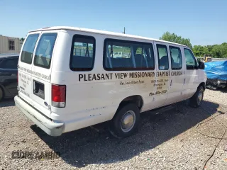 1998 Ford Econoline Wagon XL z VIN 1FBSS31L6WHB61464, wystawiony jako Copart lot #53628534 z przebiegiem 115 866 mil mil oraz Szkoda całkowita • Salvage title. Historia ofert i sprzedaży dostępna na DreamBid. Obrazek 3.