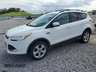 2013 Ford Escape SE z VIN 1FMCU0GX6DUC68453, wystawiony jako Copart lot #60093005 z przebiegiem 133 748 mil mil oraz Czysty tytuł • Clean title. Historia ofert i sprzedaży dostępna na DreamBid. Obrazek 1.