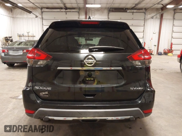 2017 Nissan Rogue S z VIN KNMAT2MV5HP575713, wystawiony jako IAAI lot #42241396 z przebiegiem 176 102 mil mil oraz . Historia ofert i sprzedaży dostępna na DreamBid. Obrazek 16.
