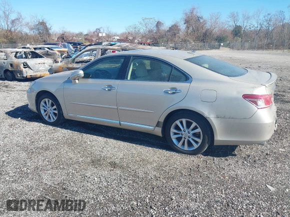 2011 Lexus ES 330 with VIN JTHBK1EG7B2466044, listed as a IAAI auction lot 39892963 with 76,246 mi miles and . Bid and sale history available at carsss.com. Image 14.