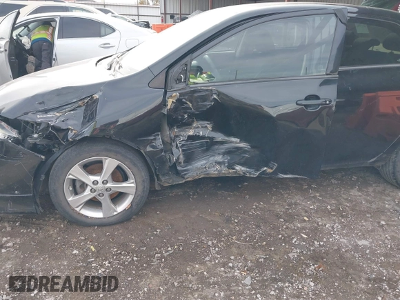 2013 Toyota Corolla L with VIN 5YFBU4EE5DP136810, listed as a IAAI auction lot 41035968 with 174,763 mi miles. Bid and sale history available at carsss.com. Image 6.