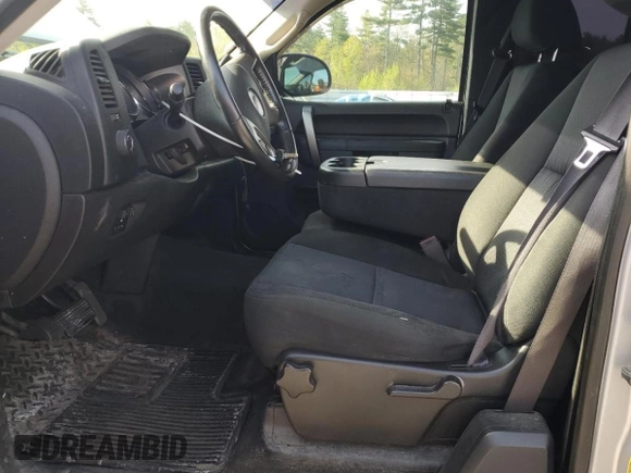 2012 GMC Sierra 1500 SLE z VIN 1GTR2VE70CZ163896, wystawiony jako Copart lot #56369795 z przebiegiem 159 394 mil mil oraz Czysty tytuł • Clean title. Historia ofert i sprzedaży dostępna na DreamBid. Obrazek 7.