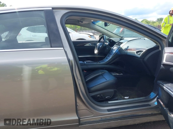 2016 Lincoln MKZ Hybrid with VIN 3LN6L2LU4GR630976, listed as a IAAI auction lot 42160730 with 244,723 mi miles and . Bid and sale history available at DreamBid. Image 5.