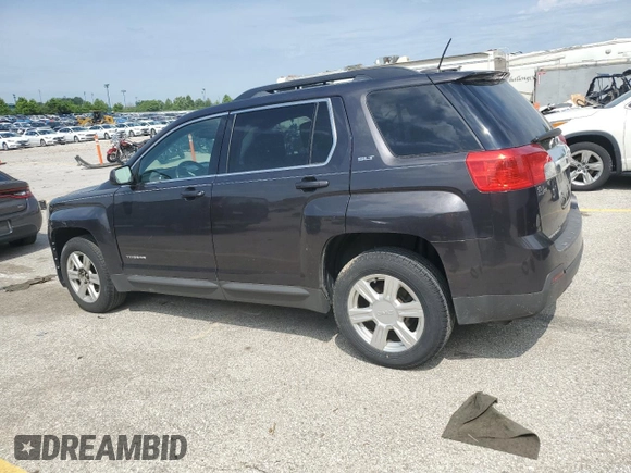 2015 GMC Terrain SLT z VIN 2GKALSEK3F6149203, wystawiony jako Copart lot #56600185 z przebiegiem 173 725 mil mil oraz Czysty tytuł • Clean title. Historia ofert i sprzedaży dostępna na DreamBid. Obrazek 2.