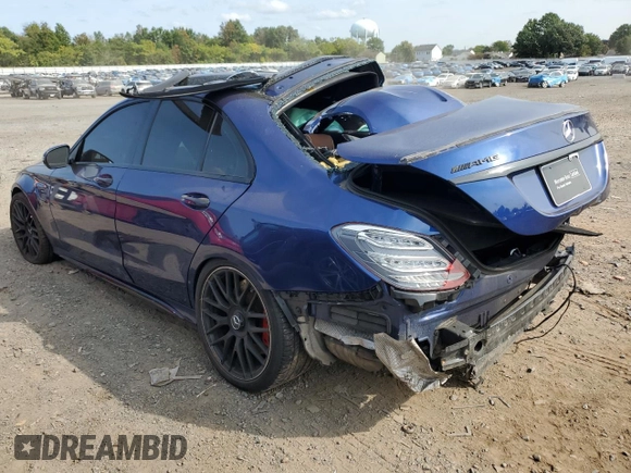 2017 Mercedes-Benz C 63 S AMG z VIN 55SWF8HB2HU200967, wystawiony jako Copart lot #87688265 z przebiegiem Nie podano mil oraz Czysty tytuł • Clean title. Historia ofert i sprzedaży dostępna na DreamBid. Obrazek 2.