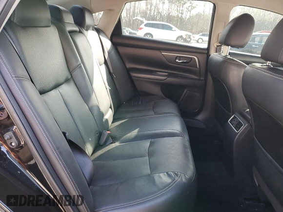 2017 Nissan Altima SR z VIN 1N4AL3AP1HC239789, wystawiony jako Copart lot #49060445 z przebiegiem 127 911 mil mil oraz Szkoda całkowita • Salvage title. Historia ofert i sprzedaży dostępna na DreamBid. Obrazek 10.