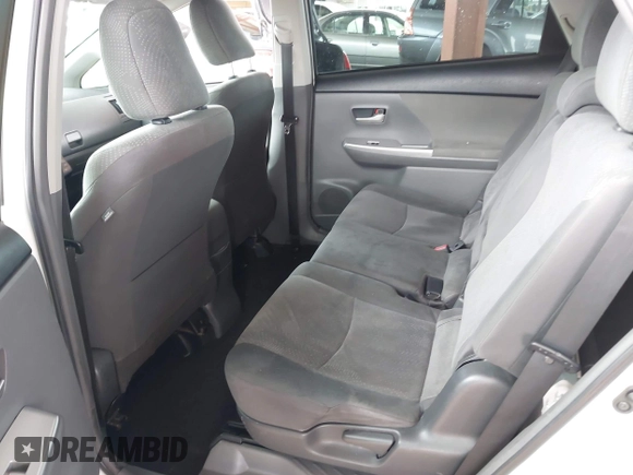 2014 Toyota Prius Two with VIN JTDZN3EU5EJ014581, listed as a IAAI auction lot 41916520 with 182,125 mi miles and . Bid and sale history available at DreamBid. Image 8.