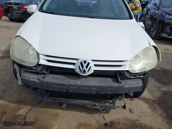 2007 Volkswagen Rabbit with VIN WVWDS71K67W032169, listed as a IAAI auction lot 41928181 with 145,791 mi miles. Bid and sale history available at carsss.com. Image 6.