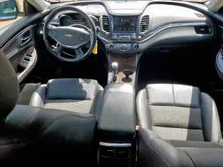 2015 Chevrolet Impala LT z VIN 2G1115SL9F9285469, wystawiony jako Copart lot #62533975 z przebiegiem 115 269 mil mil oraz Szkoda całkowita • Salvage title. Historia ofert i sprzedaży dostępna na DreamBid. Obrazek 8.