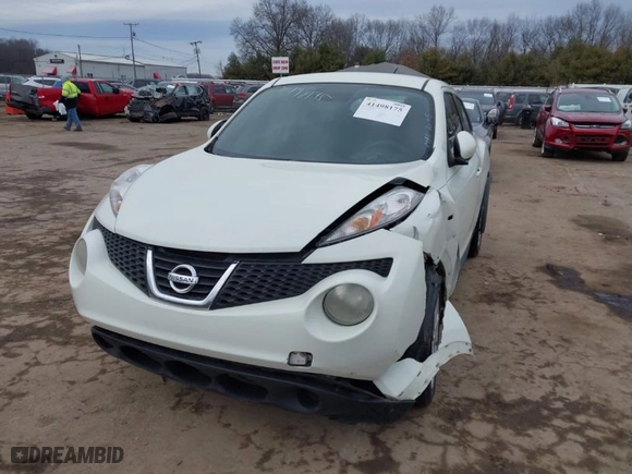 2011 Nissan Juke SL with VIN JN8AF5MR1BT017436, listed as a IAAI auction lot 41498175 with 183,176 mi miles. Bid and sale history available at carsss.com. Image 2.