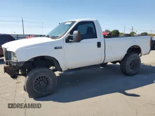 2004 Ford Super Duty F-250 XL with VIN 1FTNF21L04EA49944, listed as a Copart auction lot 72190684 with 200,801 mi miles and Salvage Title. Bid and sale history available at carsss.com. Image 1.
