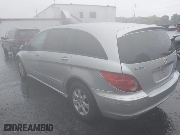 2006 Mercedes-Benz R 3.5L with VIN 4JGCB65E46A032012, listed as a IAAI auction lot 42321103 with Not provided miles and . Bid and sale history available at DreamBid. Image 3.