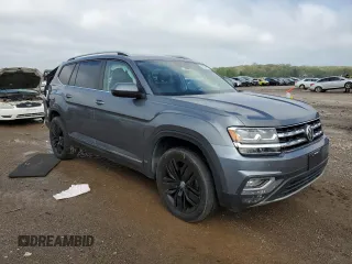 2019 Volkswagen Atlas SEL with VIN 1V2MR2CA5KC539270, listed as a Copart auction lot 53301005 with 111,245 mi miles and Salvage title. Bid and sale history available at DreamBid. Image 4.