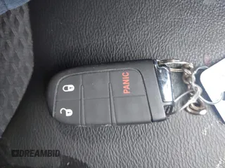 2025 Jeep Compass Latitude с VIN 3C4NJDBN8ST515983, выставлен на аукционе IAAI как лот 42172656 с пробегом 2 836 миль миль и . История ставок и продаж доступна на DreamBid. Изображение 11.