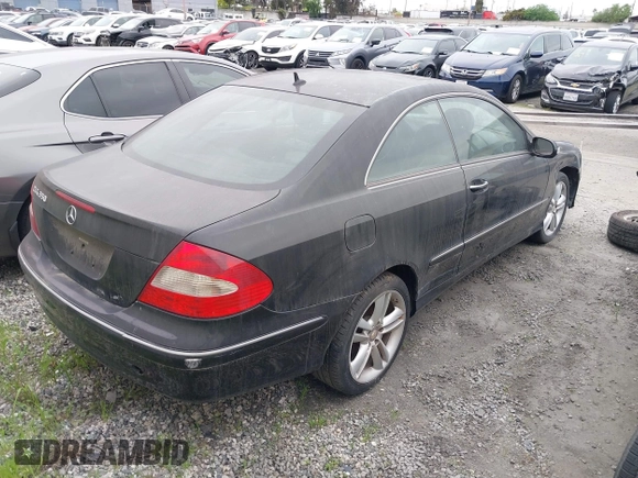 2008 Mercedes-Benz CLK 350 with VIN WDBTJ56H48F253771, listed as a IAAI auction lot 40959527 with 62,624 mi miles and . Bid and sale history available at carsss.com. Image 4.