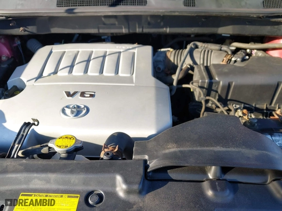 2009 Toyota Highlander with VIN JTEES41A592133137, listed as a IAAI auction lot 41785069 with 164,262 mi miles. Bid and sale history available at carsss.com. Image 10.