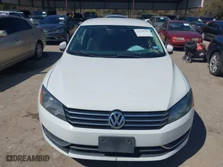 2013 Volkswagen Passat SE with VIN 1VWBP7A35DC086378, listed as a IAAI auction lot 41778741 with 182,726 mi miles. Bid and sale history available at carsss.com. Image 6.