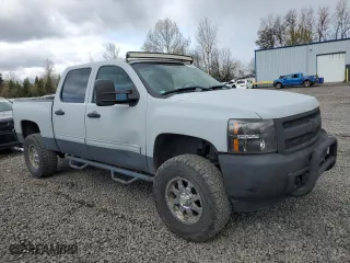 2013 Chevrolet Silverado 1500 LT with VIN 3GCPKSE79DG176847, listed as a Copart auction lot 51699735 with 175,147 mi miles and Clean Title. Bid and sale history available at carsss.com. Image 4.
