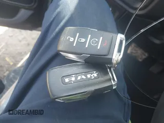 2019 Ram 1500 Big Horn с VIN 1C6RREFT1KN684047, выставлен на аукционе IAAI как лот 42016252 с пробегом 131 084 миль миль и . История ставок и продаж доступна на DreamBid. Изображение 11.