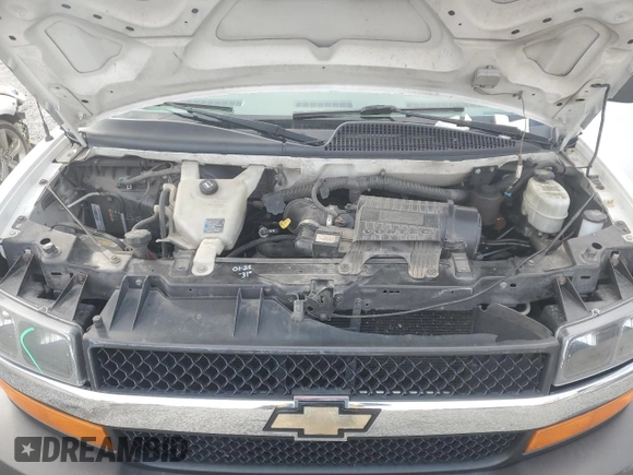 2014 Chevrolet Express Passenger LT with VIN 1GAZG1FG9E1108950, listed as a Copart auction lot 45370685 with 537,650 mi miles and Salvage title. Bid and sale history available at DreamBid. Image 12.