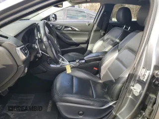 2017 Infiniti QX30 Luxury z VIN SJKCH5CR2HA020394, wystawiony jako Copart lot #44403755 z przebiegiem 85 179 mil mil oraz Szkoda całkowita • Salvage title. Historia ofert i sprzedaży dostępna na DreamBid. Obrazek 7.