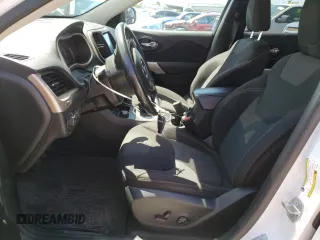 2017 Jeep Cherokee Latitude with VIN 1C4PJMCS7HW625424, listed as a Copart auction lot 54624375 with 79,400 mi miles and Salvage Title. Bid and sale history available at carsss.com. Image 7.
