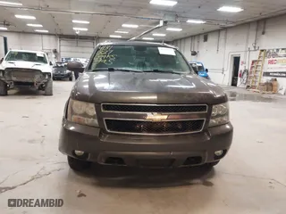 2010 Chevrolet Suburban LT with VIN 1GNUKJE36AR139025, listed as a IAAI auction lot 41311327 with 201,955 mi miles. Bid and sale history available at carsss.com. Image 12.