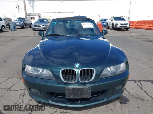 2000 BMW Z3 2.5L with VIN WBACH934XYLF89755, listed as a IAAI auction lot 41957754 with 59,727 mi miles. Bid and sale history available at carsss.com. Image 12.