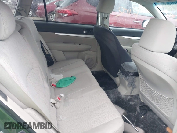 2013 Subaru Outback Premium с VIN 4S4BRCGC8D3247010, выставлен на аукционе IAAI как лот 41212433 с пробегом 221 139 миль миль и . История ставок и продаж доступна на DreamBid. Изображение 8.