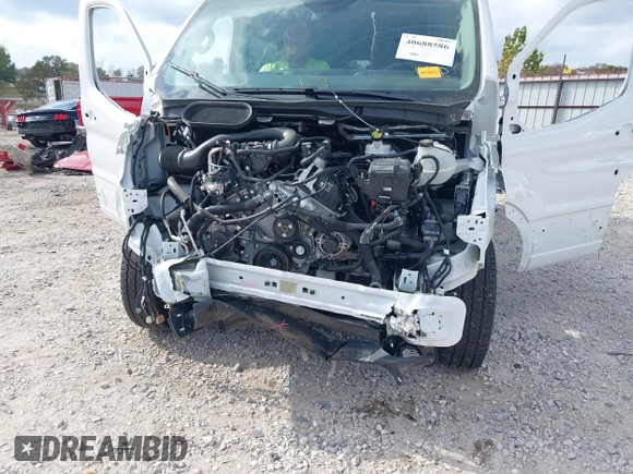 2022 Ford Transit Passenger XL with VIN 1FBAX2Y83NKA59579, listed as a IAAI auction lot 40688586 with 5,101 mi miles. Bid and sale history available at carsss.com. Image 6.