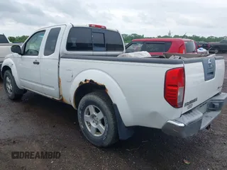 2005 Nissan Frontier LE with VIN 1N6AD06W65C451098, listed as a IAAI auction lot 42464911 with 161,902 mi miles and . Bid and sale history available at DreamBid. Image 3.