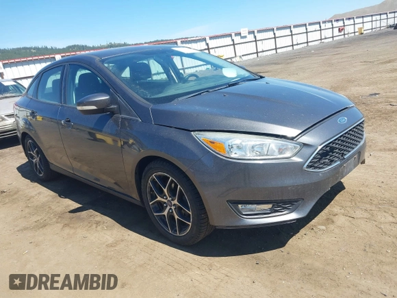 2015 Ford Focus SE with VIN 1FADP3FE4FL314250, listed as a IAAI auction lot 42194048 with 130,235 mi miles and . Bid and sale history available at carsss.com. Image 1.
