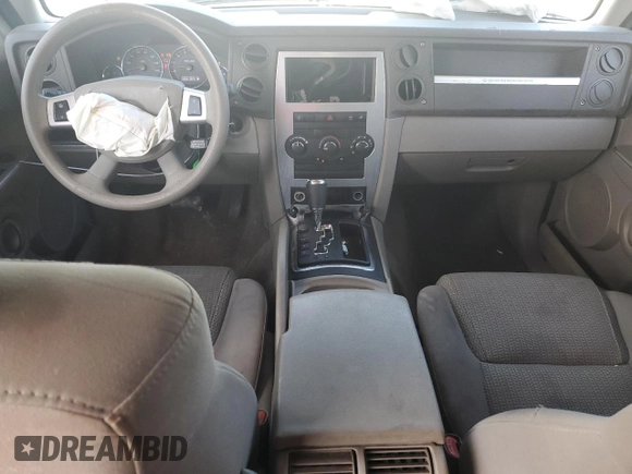 2008 Jeep Commander Sport with VIN 1J8HH48K88C115361, listed as a Copart auction lot 59978715 with 221,157 mi miles and Salvage title. Bid and sale history available at DreamBid. Image 8.