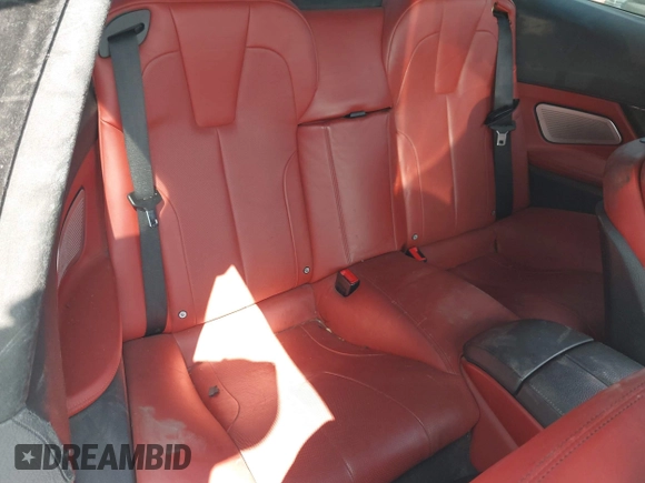 2013 BMW M6 z VIN WBSLX9C52DD159906, wystawiony jako IAAI lot #42095042 z przebiegiem 105 463 mil mil oraz . Historia ofert i sprzedaży dostępna na DreamBid. Obrazek 8.