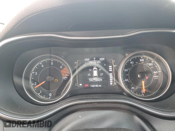 2019 Jeep Cherokee Latitude with VIN 1C4PJLCB9KD269426, listed as a Copart auction lot 58584405 with 132,145 mi miles and Salvage title. Bid and sale history available at DreamBid. Image 9.