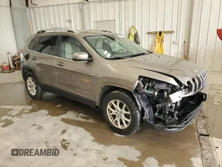 2017 Jeep Cherokee Latitude with VIN 1C4PJMCB0HW500104, listed as a Copart auction lot 59167775 with 123,237 mi miles and Non repairable. Bid and sale history available at DreamBid. Image 4.