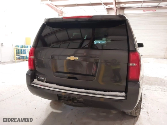2015 Chevrolet Tahoe LTZ with VIN 1GNSCCKC2FR114442, listed as a IAAI auction lot 41629816 with 152,768 mi miles. Bid and sale history available at carsss.com. Image 16.