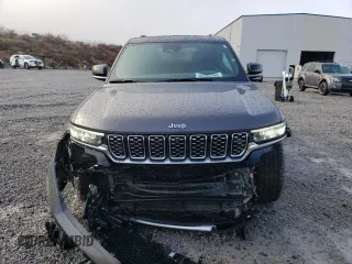 2022 Jeep Grand Cherokee Summit Reserve with VIN 1C4RJHEG8N8637493, listed as a Copart auction lot 43548675 with 37,629 mi miles and Salvage title. Bid and sale history available at DreamBid. Image 5.