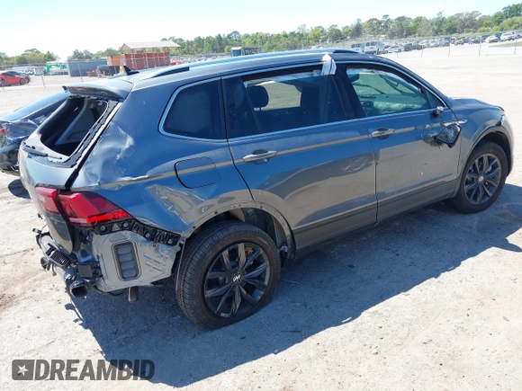 2024 Volkswagen Tiguan SE with VIN 3VVNB7AX6RM161369, listed as a IAAI auction lot 41888229 with 5,173 mi miles and . Bid and sale history available at DreamBid. Image 4.