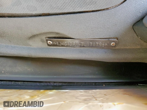 2007 Jeep Wrangler Unlimited X with VIN 1J4GA39147L171796, listed as a Copart auction lot 59180745 with Not provided miles and Non repairable. Bid and sale history available at DreamBid. Image 13.