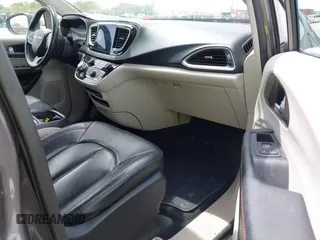 2017 Chrysler Pacifica Touring L with VIN 2C4RC1BG1HR540246, listed as a IAAI auction lot 42107768 with 151,268 mi miles and . Bid and sale history available at DreamBid. Image 5.