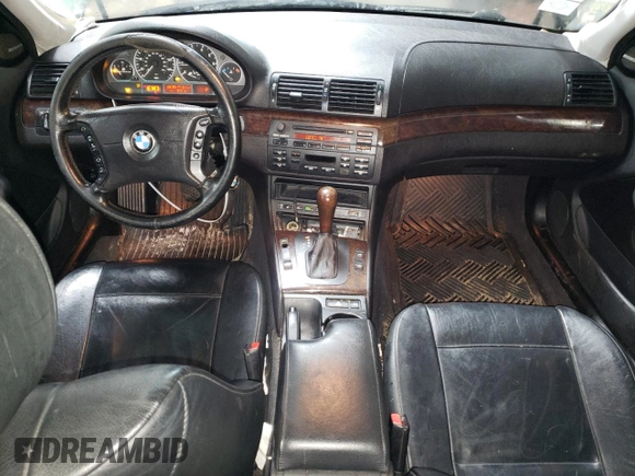 2004 BMW 3 Series 330xi with VIN WBAEW53434PN32952, listed as a Copart auction lot 44027245 with 128,785 mi miles and Salvage Title. Bid and sale history available at carsss.com. Image 8.