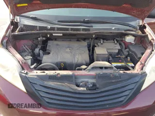 2011 Toyota Sienna with VIN 5TDZK3DCXBS157316, listed as a IAAI auction lot 41240896 with 117,437 mi miles. Bid and sale history available at carsss.com. Image 10.