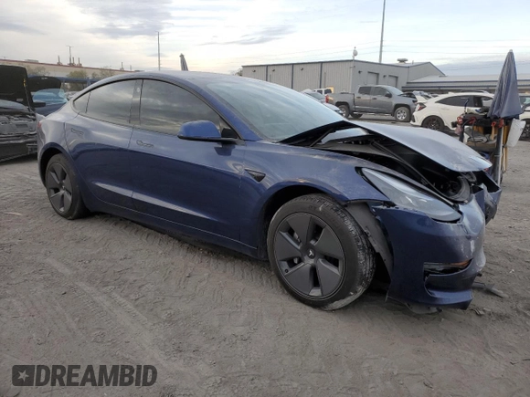 2021 Tesla Model 3 Long Range with VIN 5YJ3E1EB2MF055863, listed as a Copart auction lot 85267844 with 28,141 mi miles and Salvage Title. Bid and sale history available at carsss.com. Image 4.