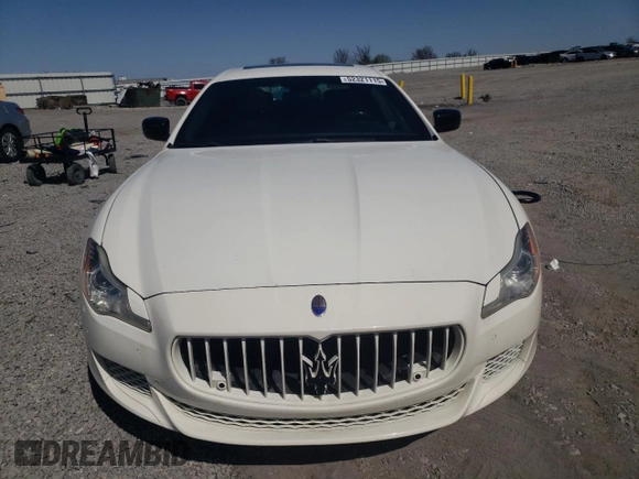 2014 Maserati Quattroporte GTS z VIN ZAM56PPA3E1074957, wystawiony jako Copart lot #52321115 z przebiegiem 113 584 mil mil oraz Szkoda całkowita • Salvage title. Historia ofert i sprzedaży dostępna na DreamBid. Obrazek 5.
