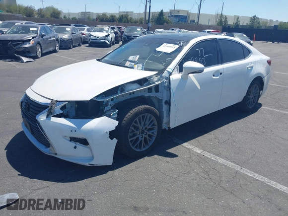2018 Lexus ES with VIN 58ABK1GG8JU096535, listed as a IAAI auction lot 42009893 with 65,225 mi miles. Bid and sale history available at carsss.com. Image 2.