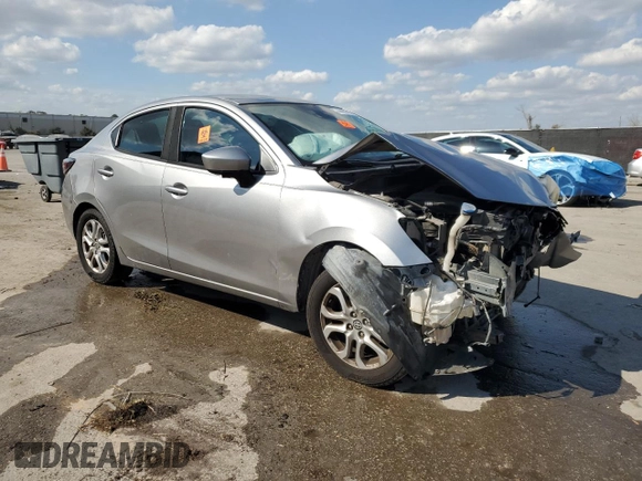 2016 Scion iA z VIN 3MYDLBZV6GY145323, wystawiony jako Copart lot #44430315 z przebiegiem 244 226 mil mil oraz Szkody całkowita. Historia ofert i sprzedaży dostępna na DreamBid. Obrazek 4.