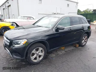 2018 Mercedes-Benz GLC with VIN WDC0G4KB4JV090897, listed as a IAAI auction lot 39966586 with 81,490 mi miles. Bid and sale history available at carsss.com. Image 17.