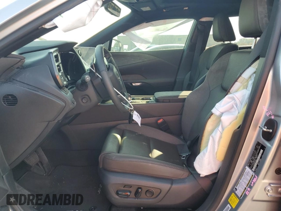 2023 Lexus RX with VIN 2T2BBMCA6PC016763, listed as a Copart auction lot 61990174 with 5,247 mi miles and Salvage Title. Bid and sale history available at carsss.com. Image 7.