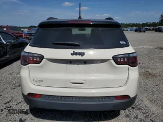 2019 Jeep Compass Altitude with VIN 3C4NJCBB6KT782474, listed as a Copart auction lot 53951275 with 70,480 mi miles and Non Repairable. Bid and sale history available at carsss.com. Image 6.